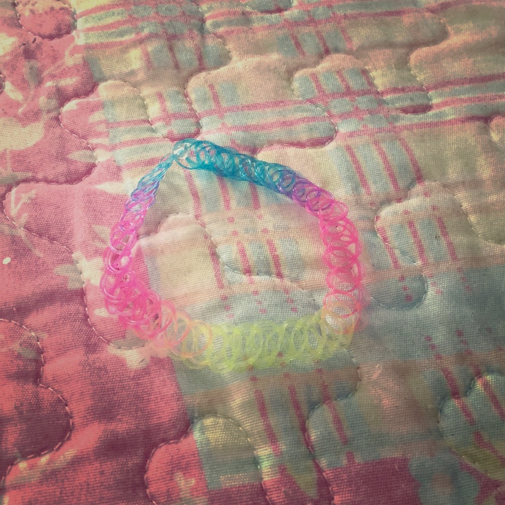 Colorful choker